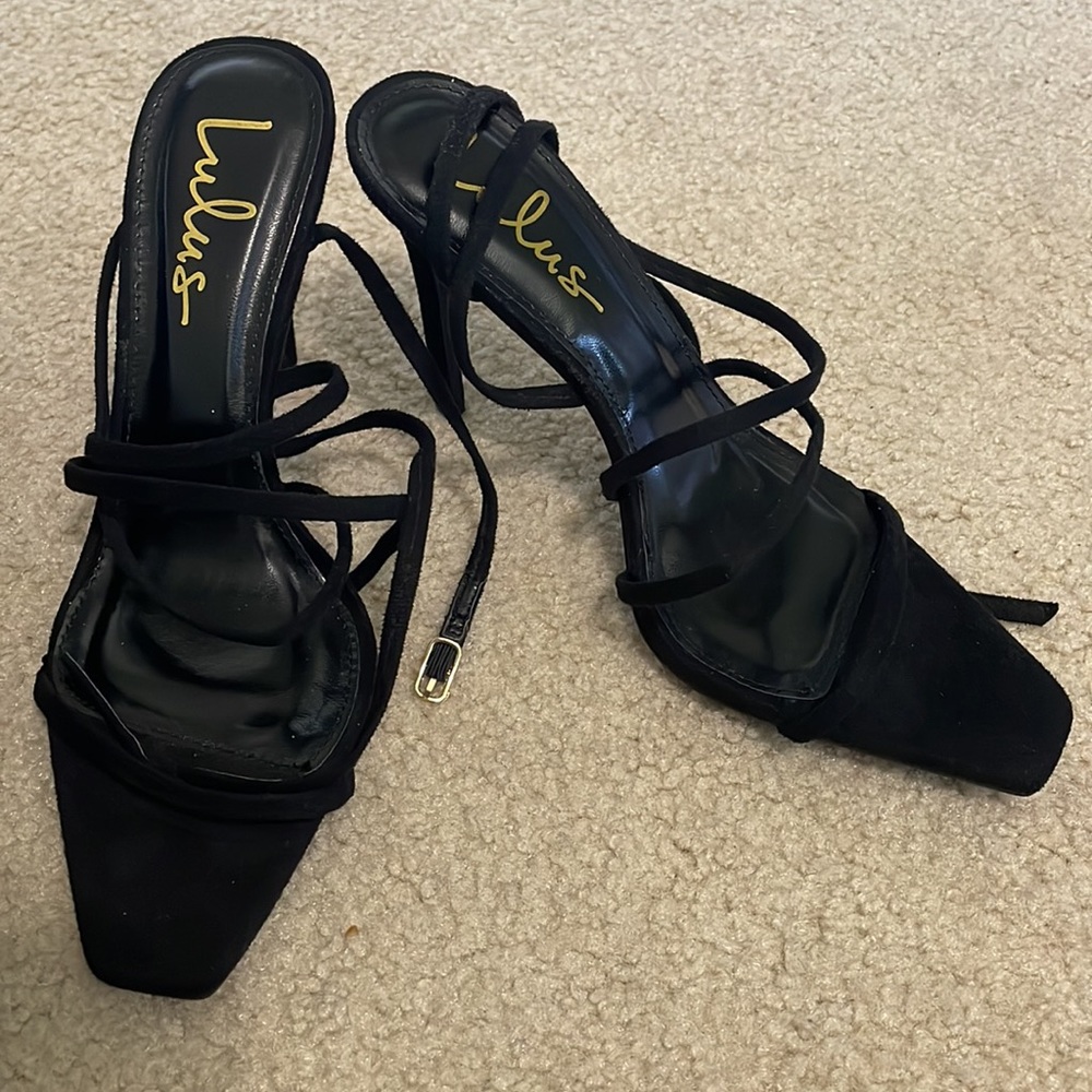 Lulu’s Women’s Heels, Black Sanga Size 8, Great Condition!